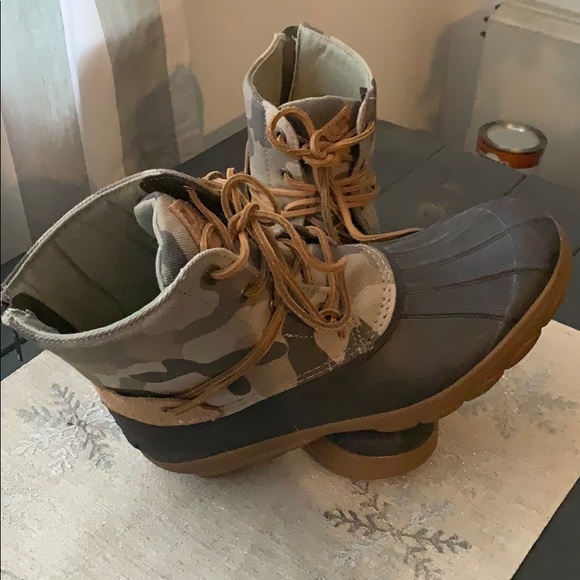 Sperry Shoes - Sperry Duck Boots